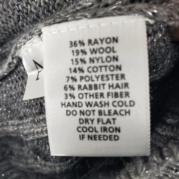 3/$25 LOFT Cable Knit Metallic Sparkle Sweater XS Wool Cotton Blend V Neck Gray - Picture 7 of 7